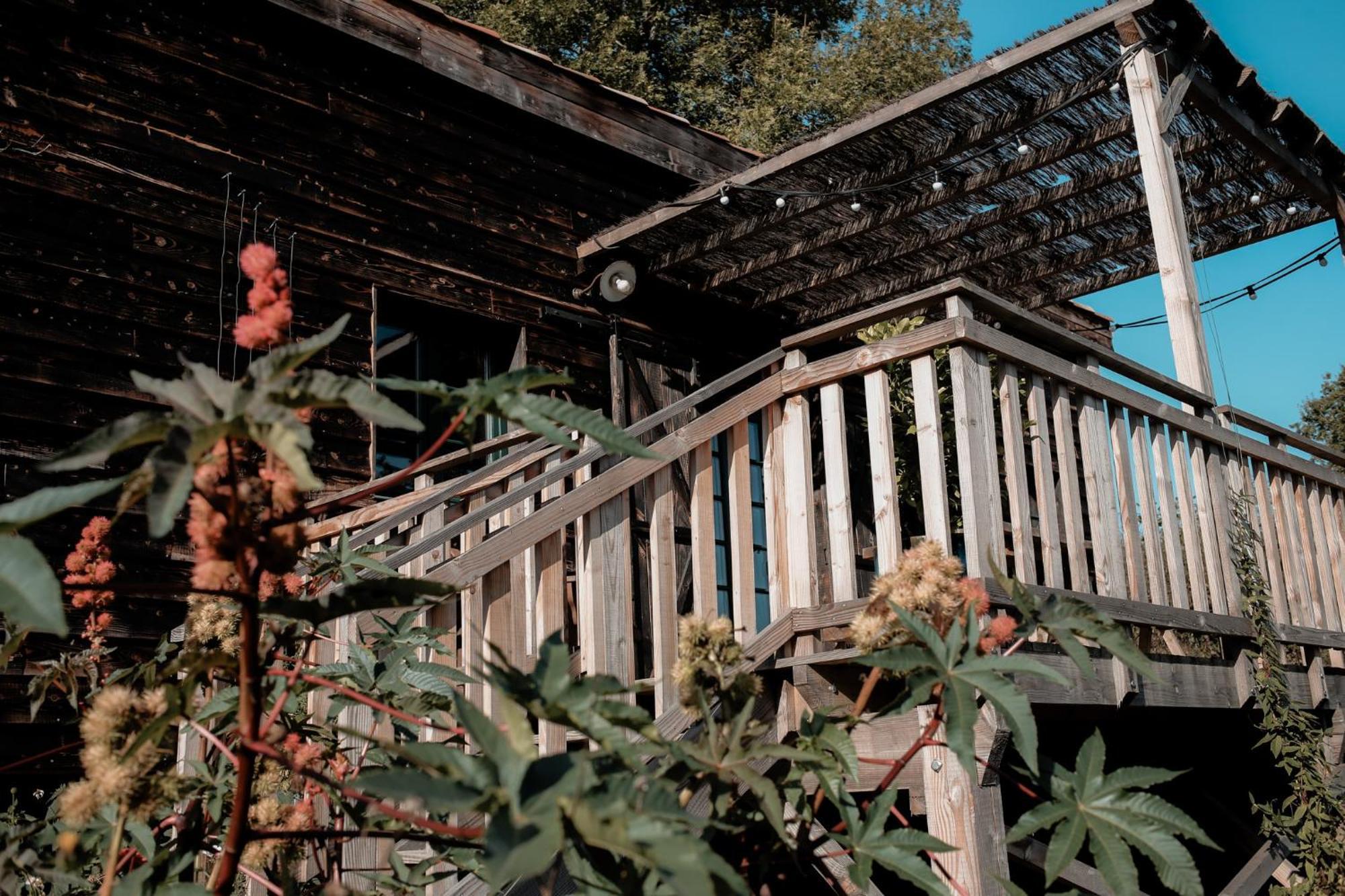 La Ferme Du Pont De Maumy, Cabane Au Bord De L'Etang Et Bain Nordique Busserolles Exteriér fotografie